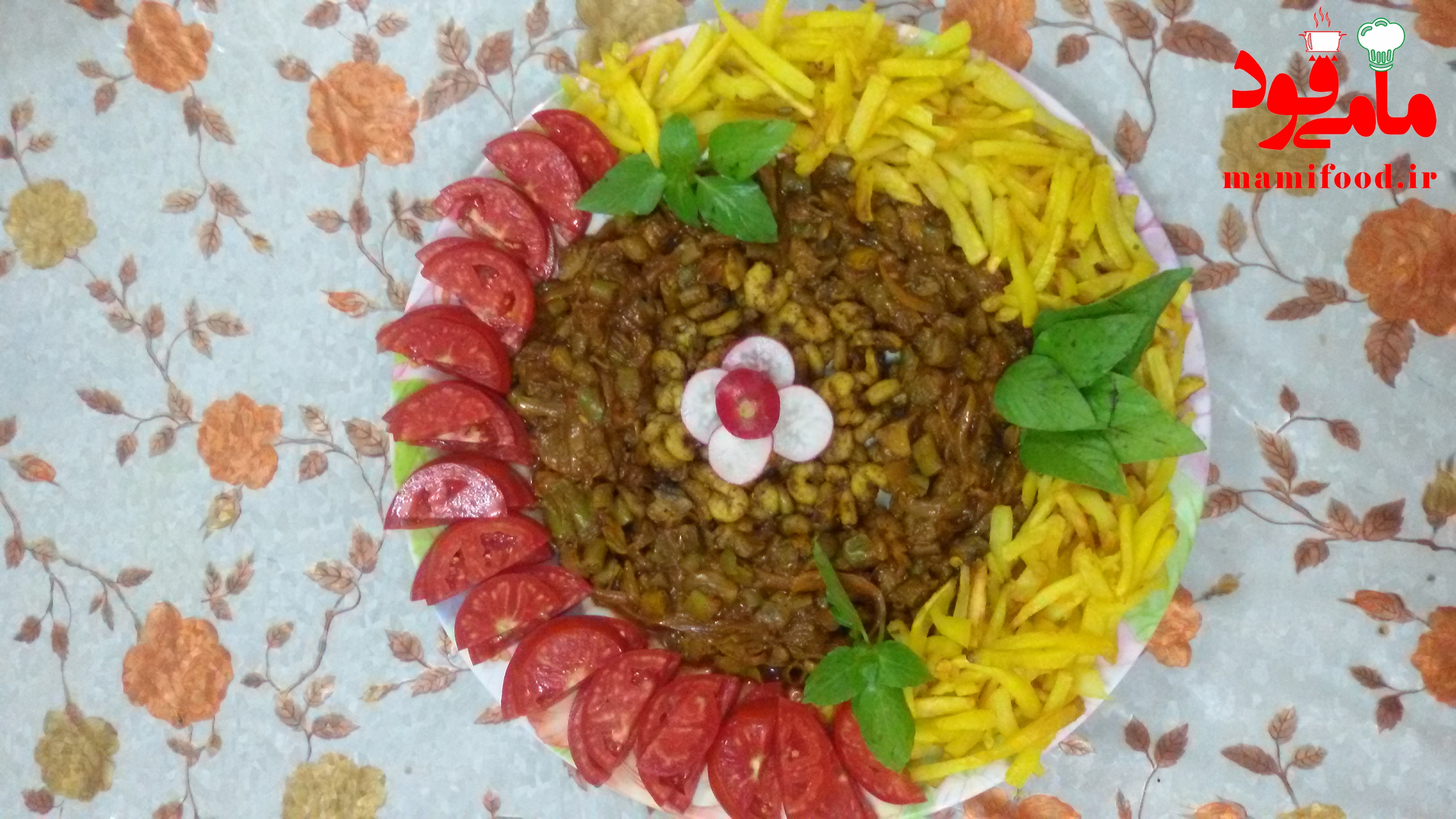 خوراک قارچ میگو با سیب زمینی