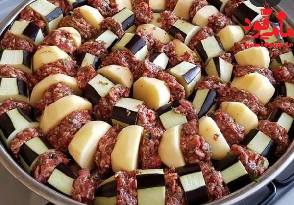 خوراک کباب سیب زمینی و بادمجان و کوفته ترکی